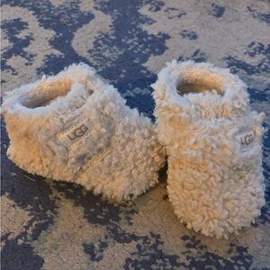 UGG Fluffy Cream Infant Booties